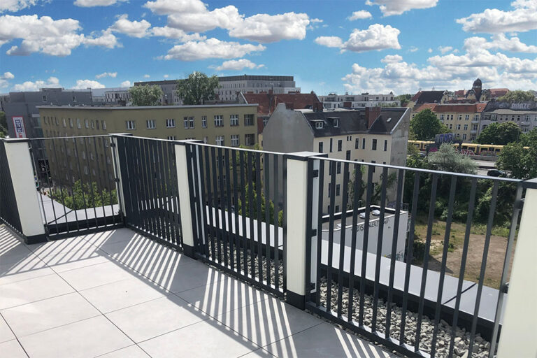 Immobilienprojekt Wextraße in Berlin, Generalunternehmer: Mastiok Bau - Aussicht von der Dachterasse