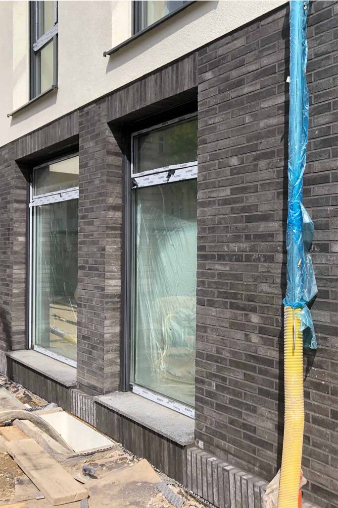 Immobilienprojekt Wextraße in Berlin, Generalunternehmer: Mastiok Bau - Außenfassade Innenhof