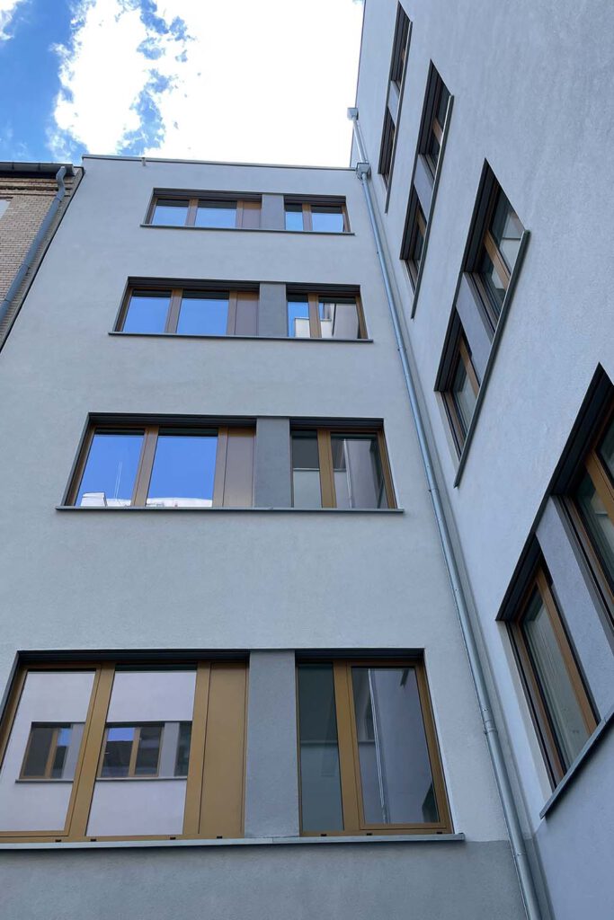 Rohbau-Projekt Berlin-Kreuzberg von Mastiok Bau - Innenhof